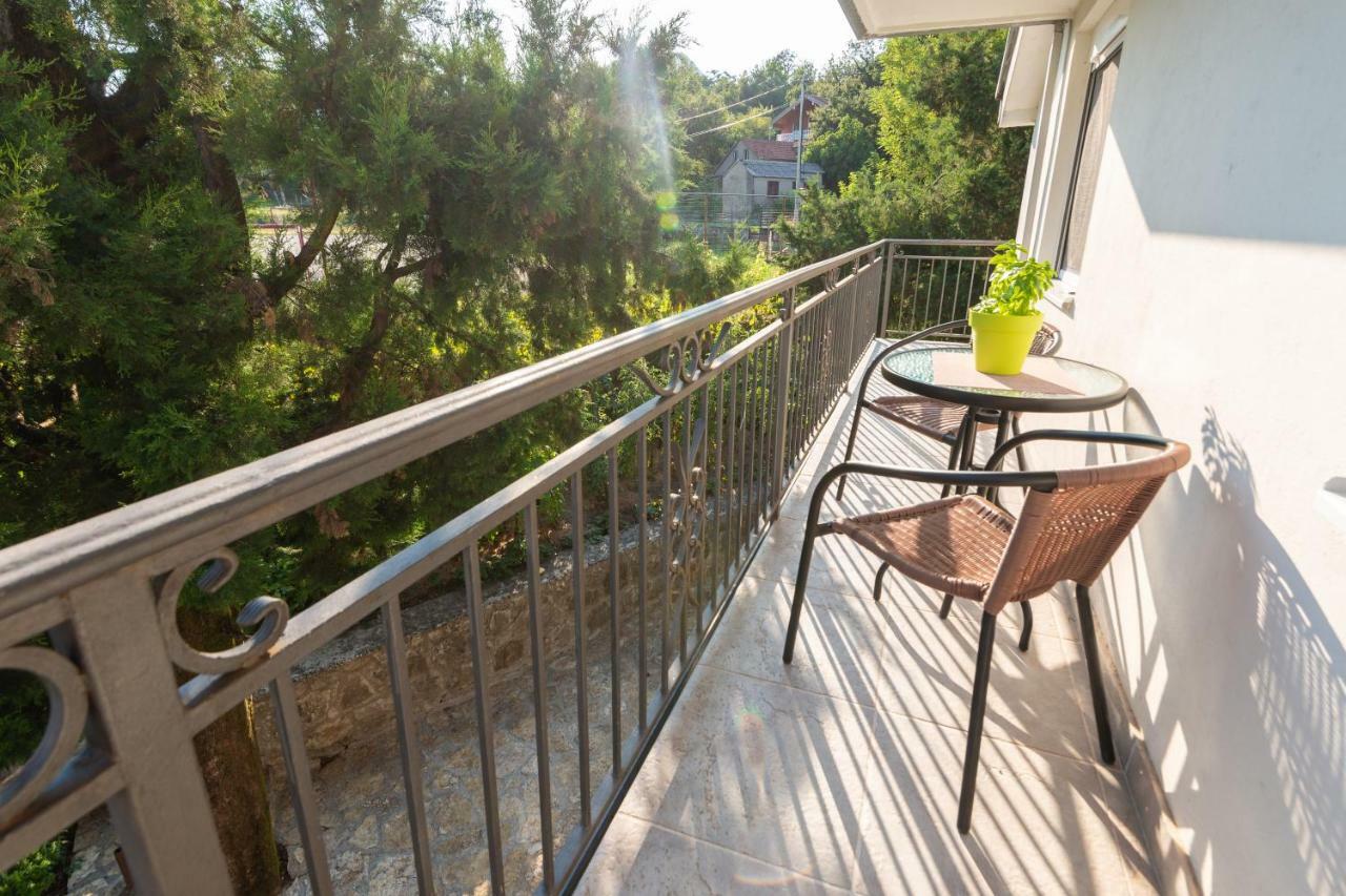 Honey Farm House Вирпазар Екстериор снимка